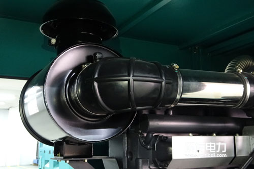 柴油發電機分隔式燃燒室有幾種類型?