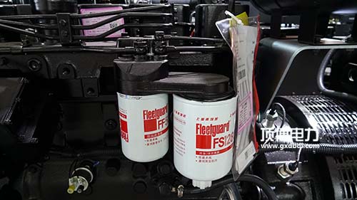 廠家供應南寧領科機械設備有限公司400KW靜音箱式東風康明斯發電機組