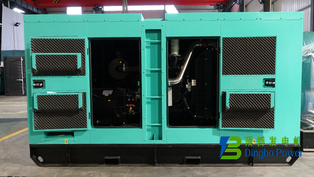 160千瓦康明斯靜音箱式發電機組3